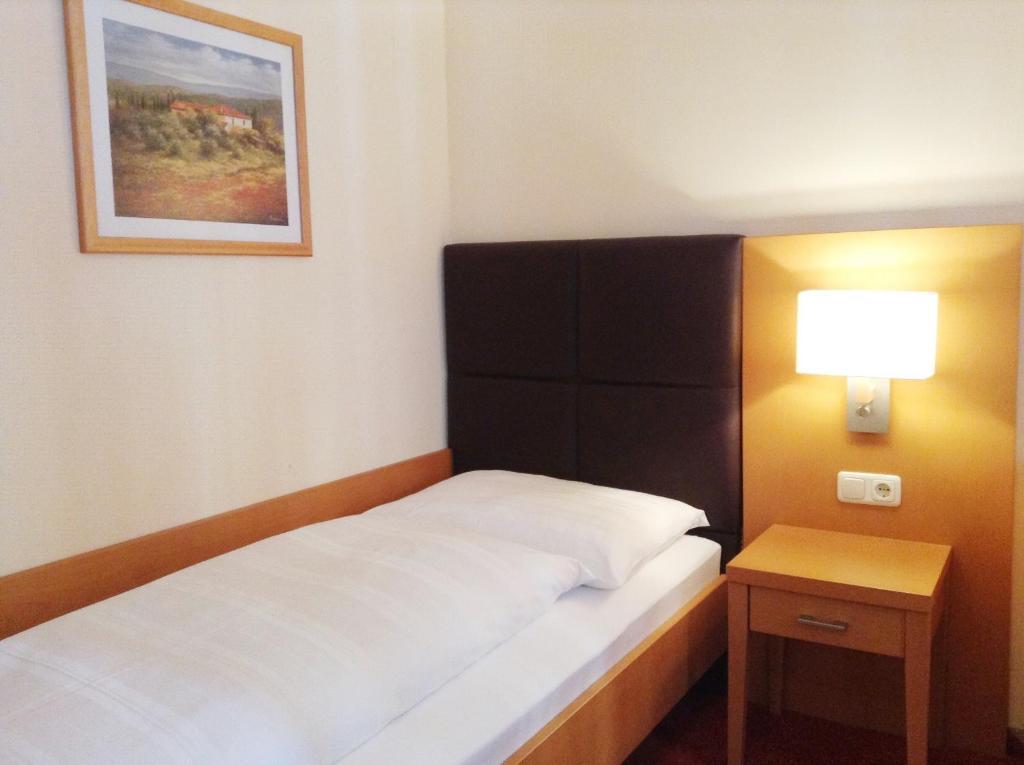 Hotel Goldener Adler Linec